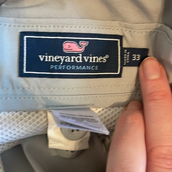 Vineyard Vines Breaker Shorts - Picture 6 of 6